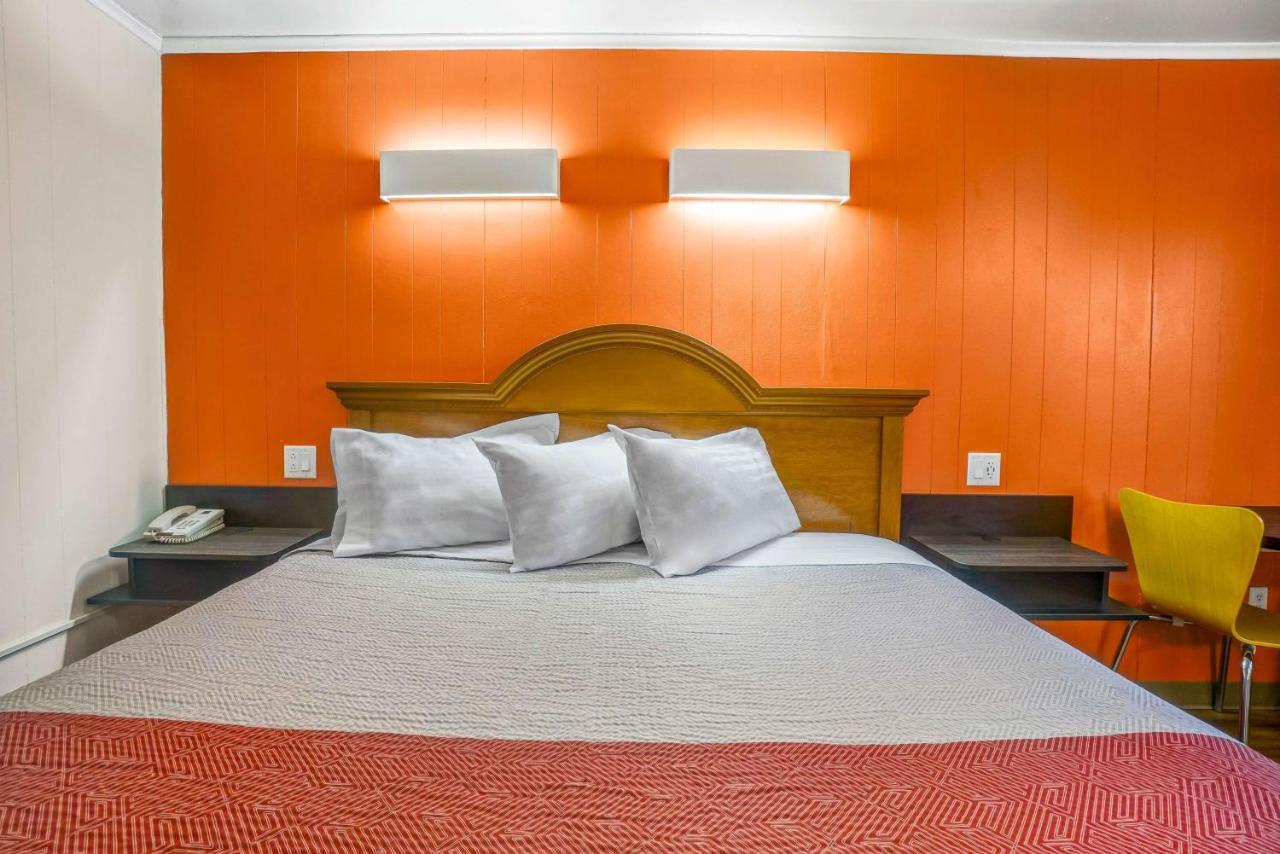 Hotel 6-ilion, Ny Ilion
