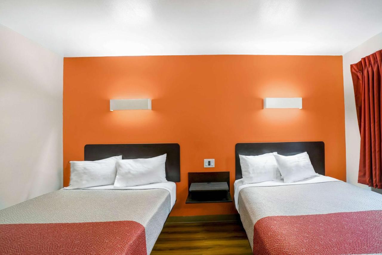 6-ilion, Ny Hotel Ilion